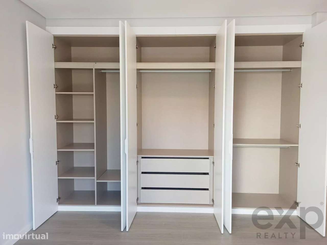 T2 Novo em condomínio fechado com piscina-19