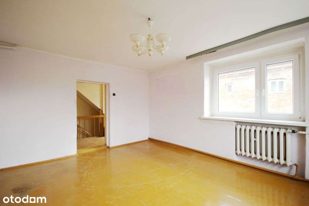 Budynek z obszerną działką z potencjałem-13