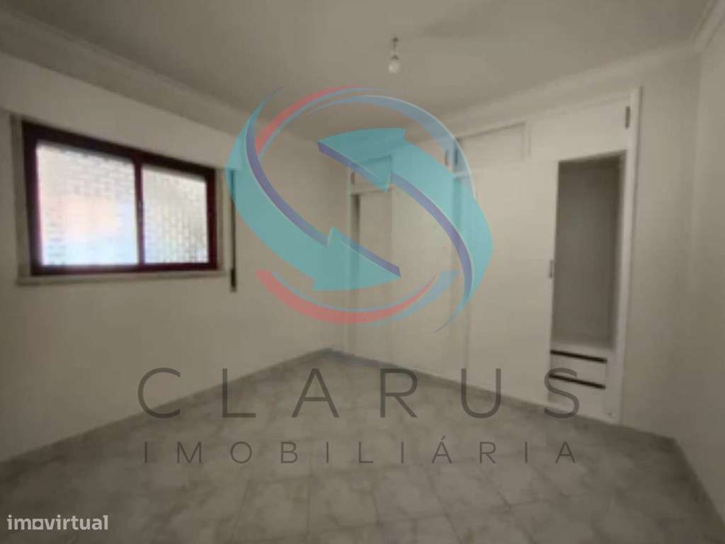 APARTAMENTO T1 - Grande imagem: 5/11