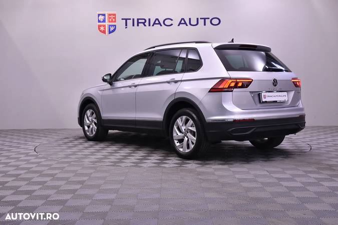 Volkswagen Tiguan - 3