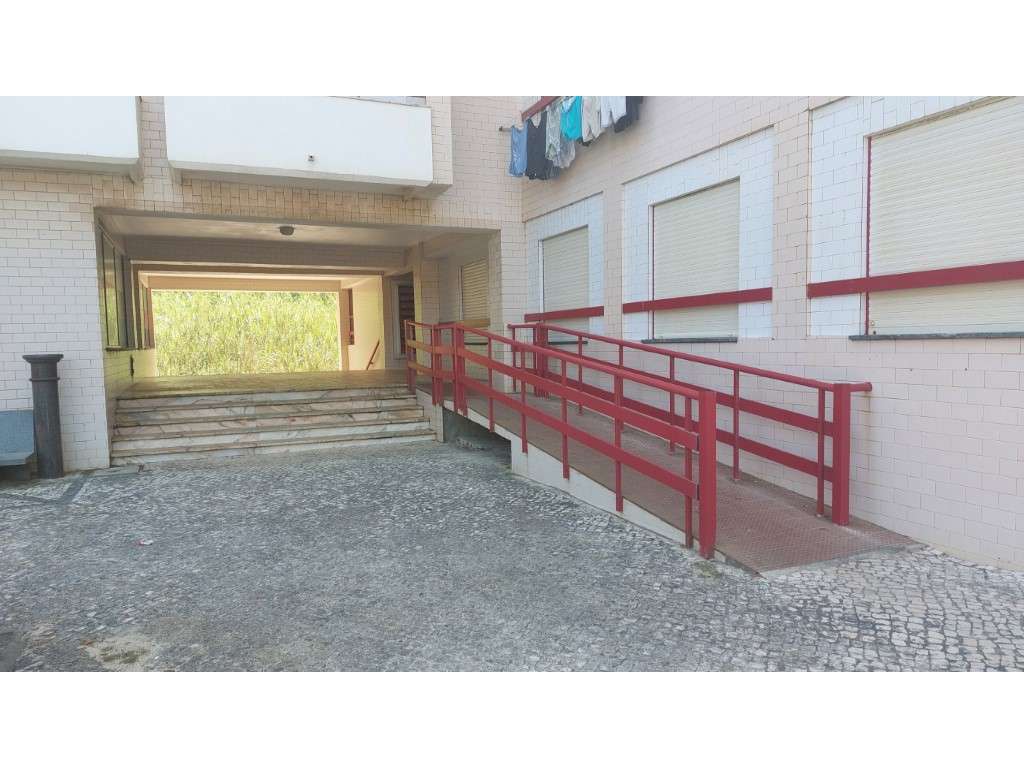 Apartamento T2 na Praia do Pedrogão-20