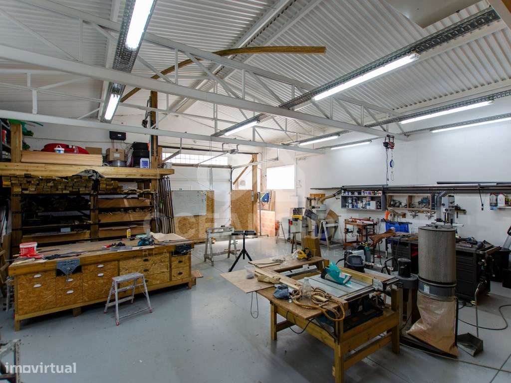 Quinta em Serradas, com terreno de 17.000m²-52