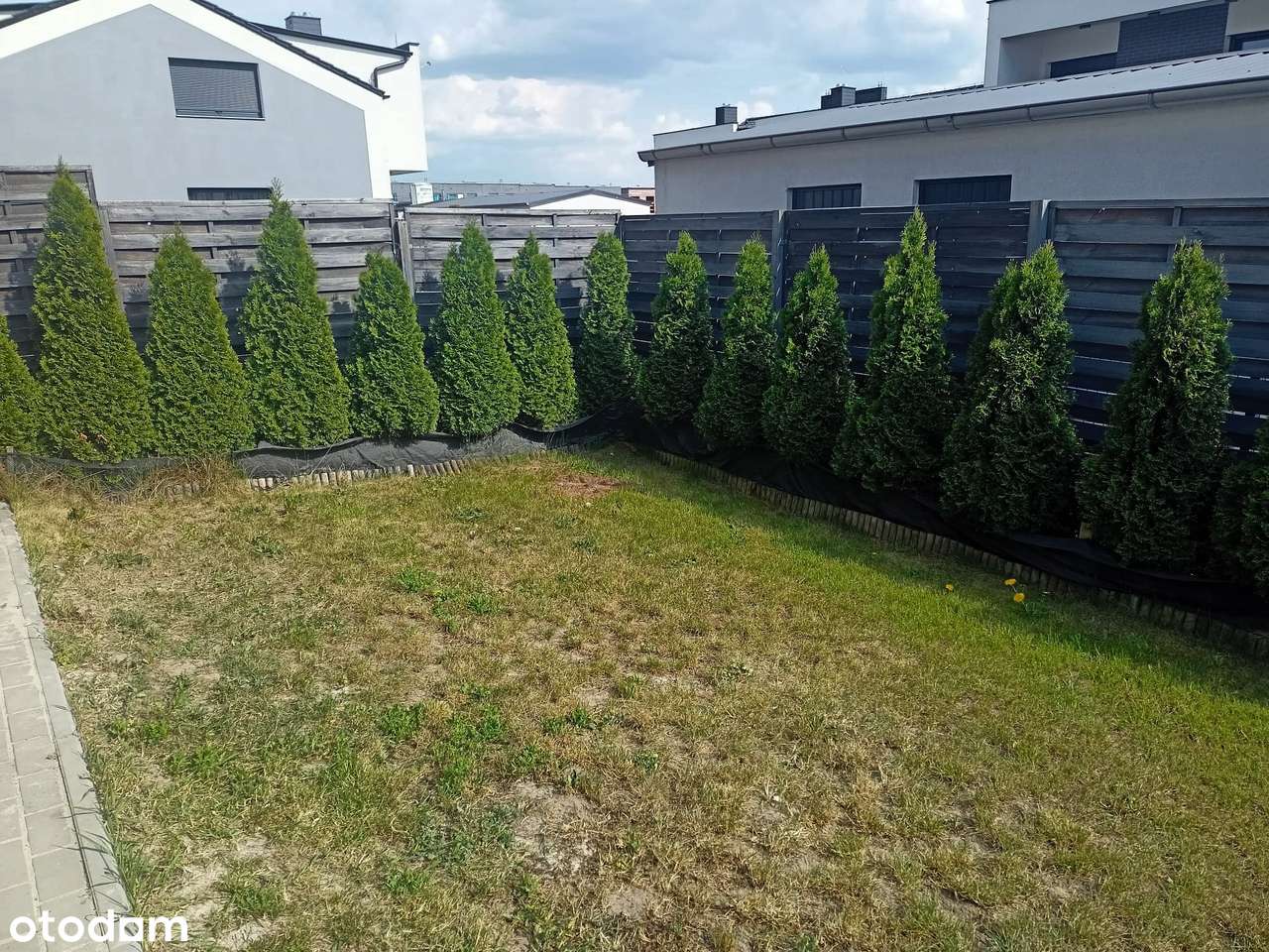 Mieszkanie 4 pokojowe w budynku dwurodzinnym-10