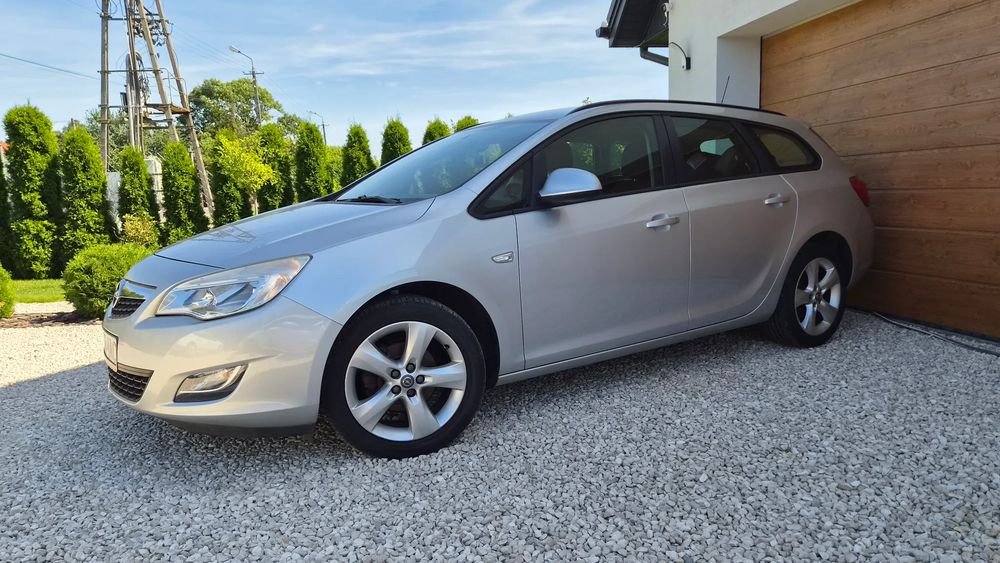 Opel Astra J (2009-2019) 1.6 ENERGY 2012