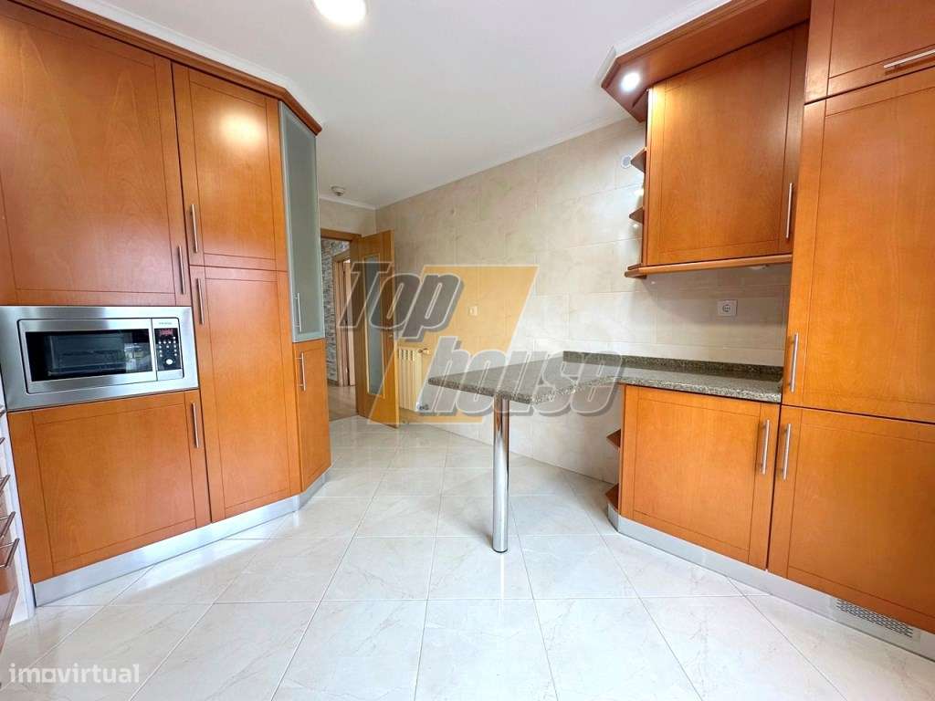 Excelente Apartamento T3 - Colinas do Cruzeiro-8