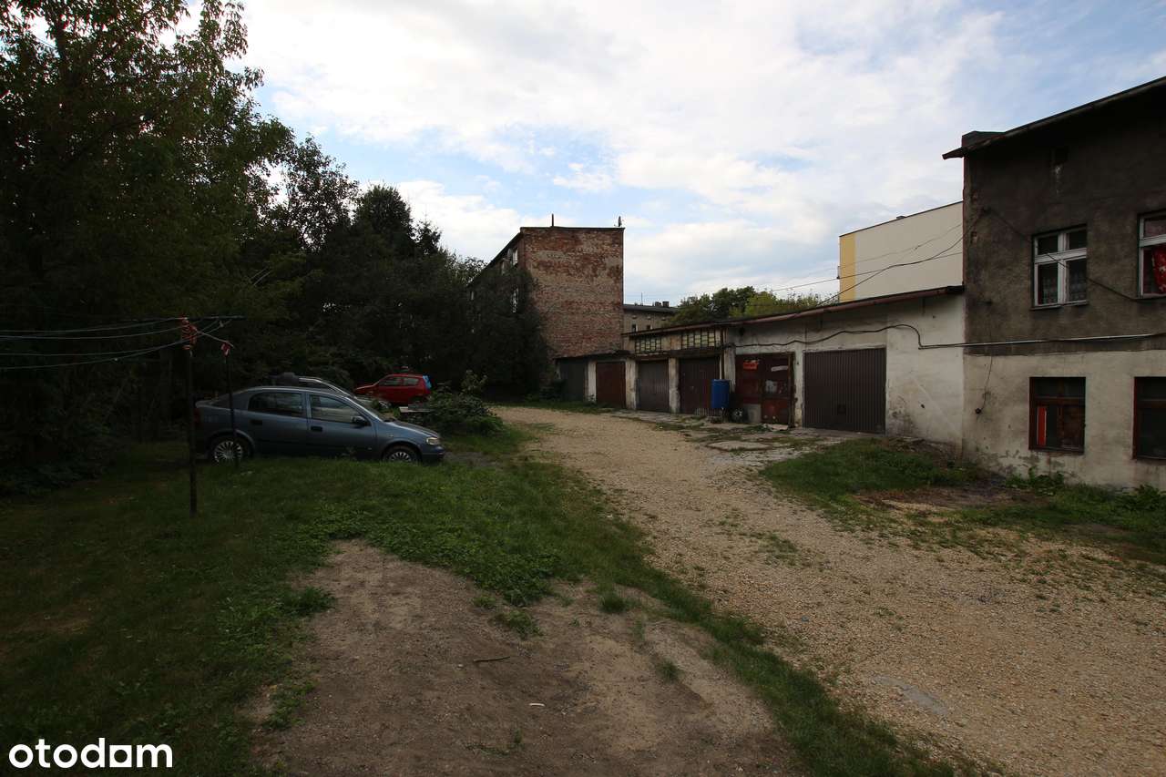 Kamienica z dużą działką, w centrum, przy DK 79. Mieszkania, lokale.-5