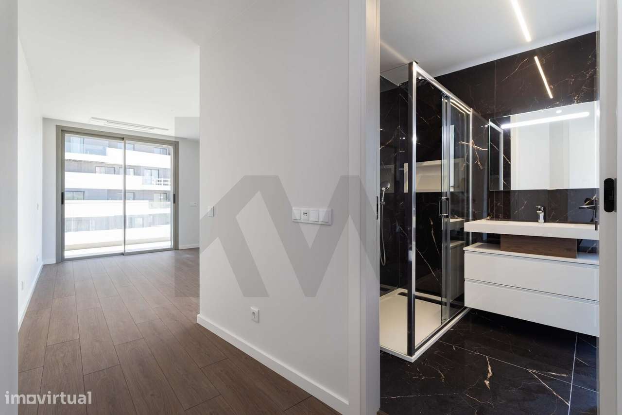 Exclusivo T3 Novo com Varandas de 51m2 | 2 Lugares de Garagem e Arreca-26