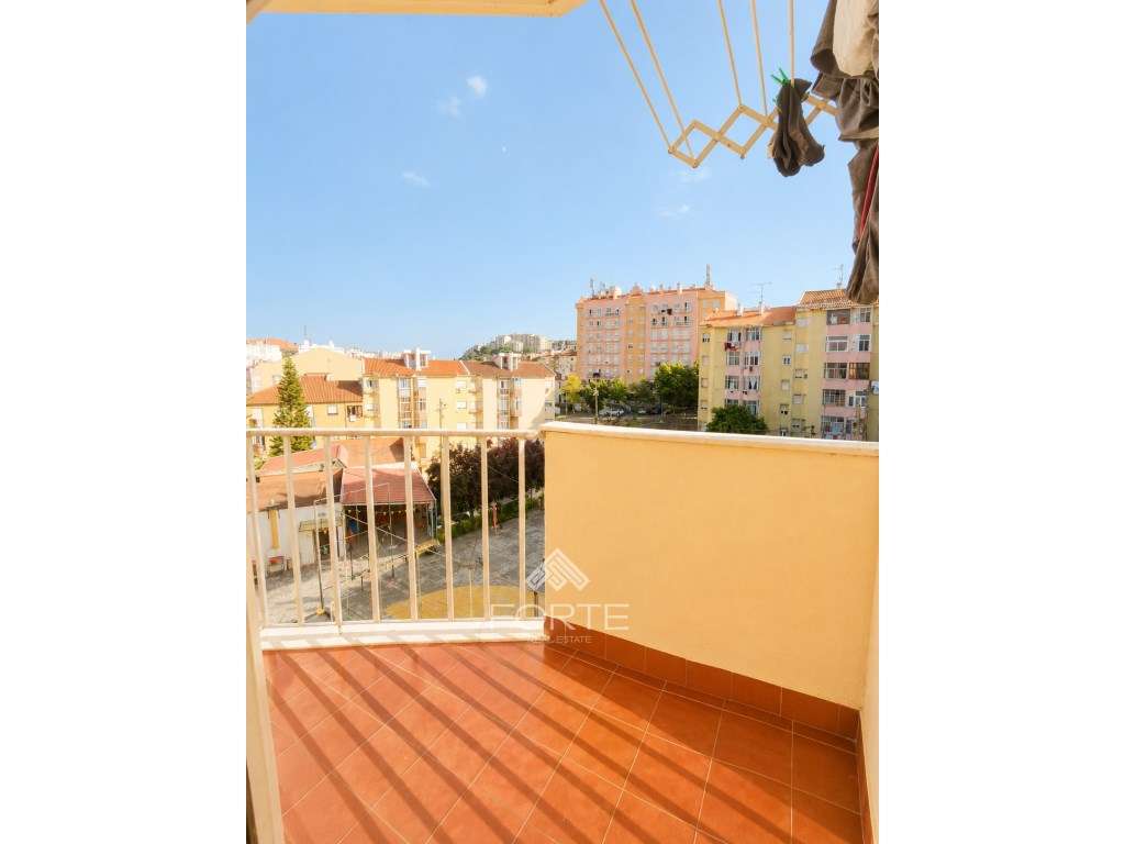 Apartamento T2 - Cacém, Sintra-24