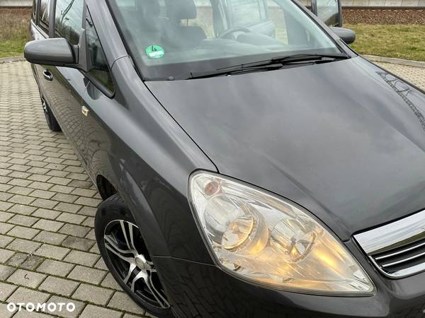 Opel Zafira 1.6 - 7