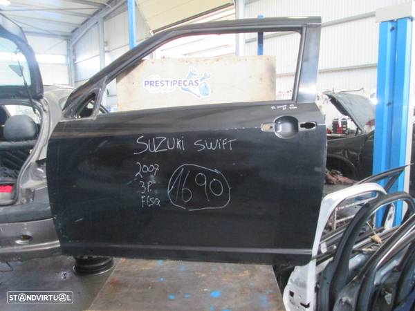 Porta POR1690 SUZUKI SWIFT 2007 3P PRETO FE - 1