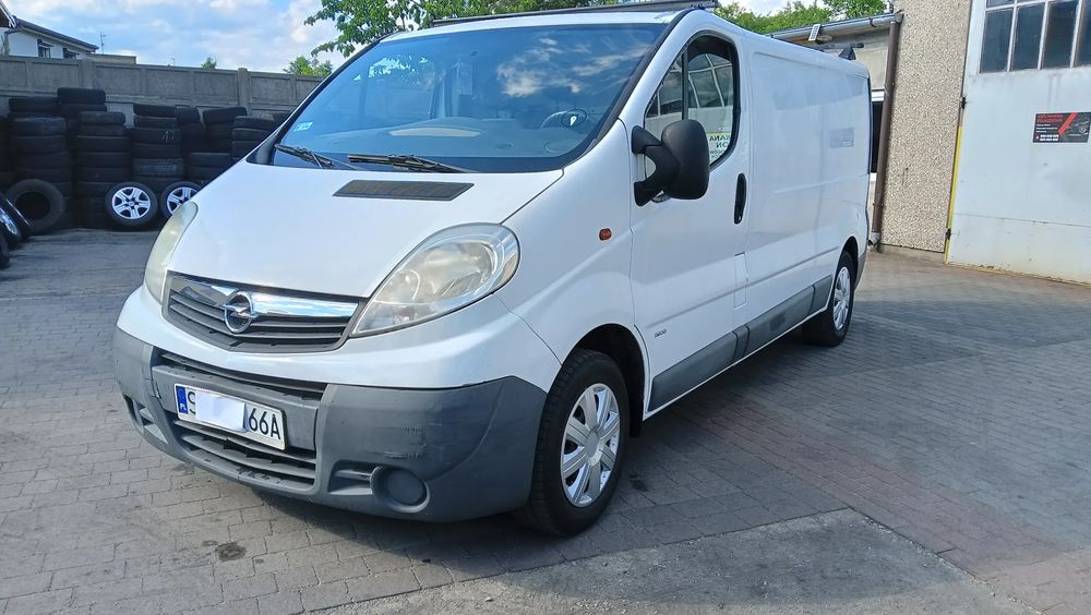 Opel Vivaro 2012