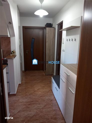 Apartament cu 2 camere etaj 3 in  Fagaras zona centrala-8