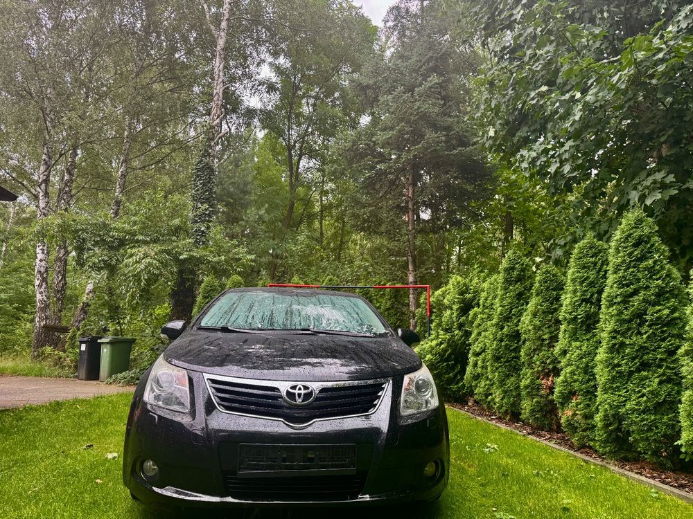 Toyota Avensis III (2009-) 1.6 Luna 2011