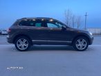 Volkswagen Touareg - 13