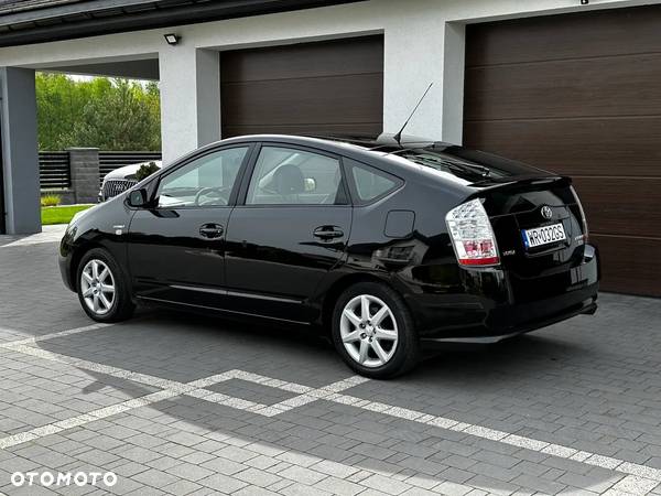 Toyota Prius 1.5 VVT-i Sol - 4