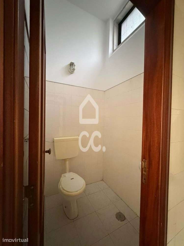 Loja com 68 m² em Sintra – Excelente Oportunidade-8