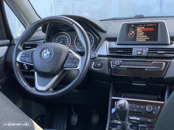 BMW 216 Active Tourer d Luxury Line - 19