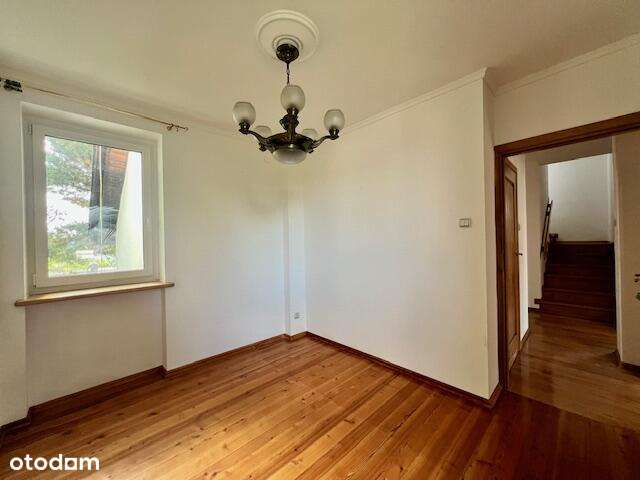 Dom wolnostojący 10 pok, 6 sypialni, salon, 2pok. biurowe, 1rekreacyjn-6