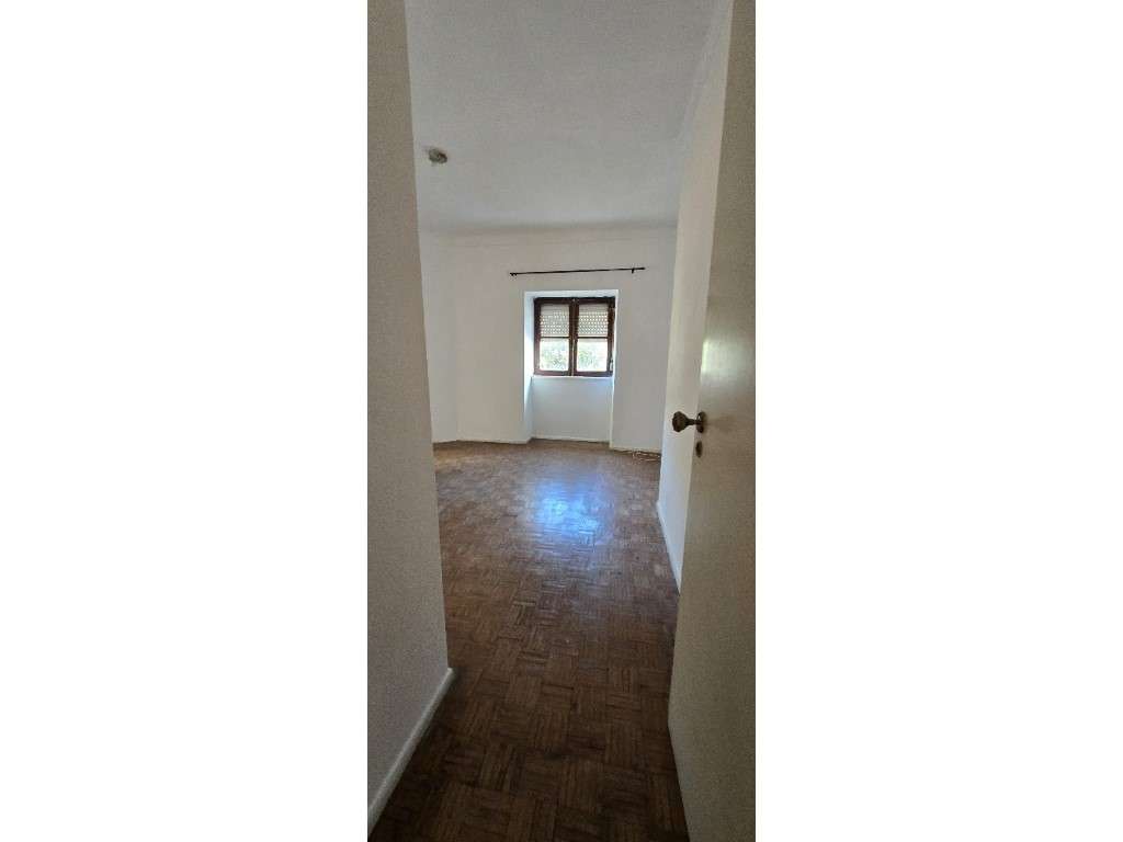 CONJUNTO de PRÉDIOS-56