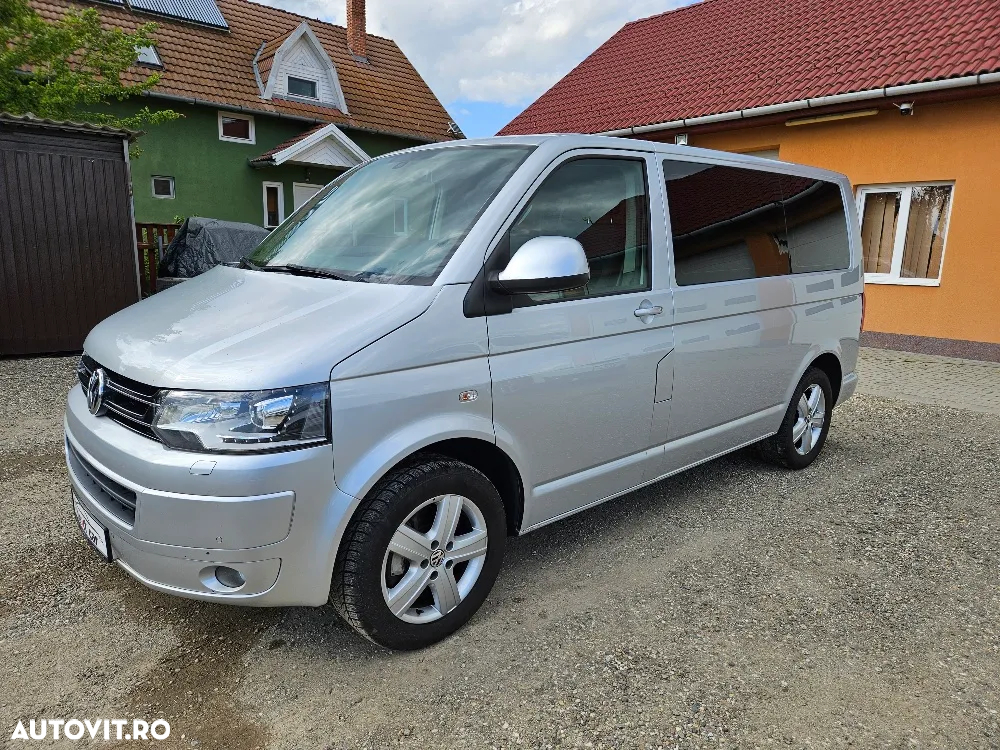 Volkswagen Multivan - 2