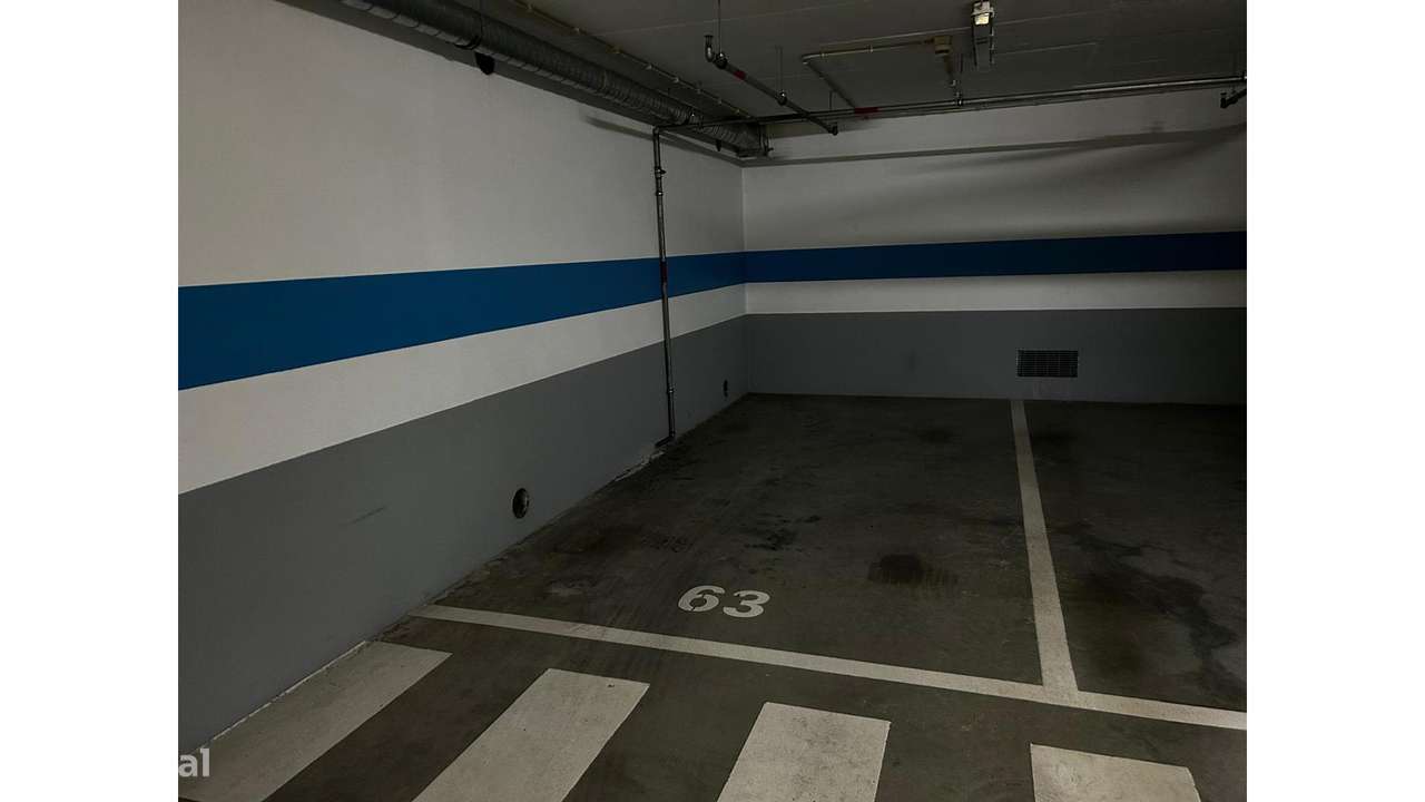 Lugar de Estacionamento no Areeiro-1