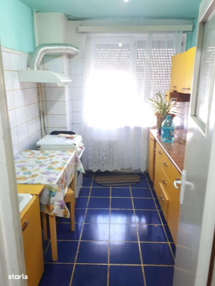 Apartament 2 camere Tiglina3 et2/4 ,simplu pret 55 000 euro-2