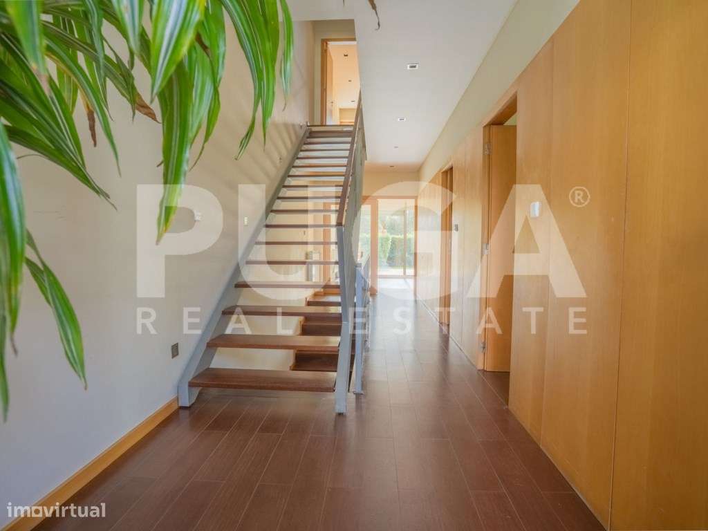 Moradia T3 Transformada em T4 com 4 Suites e Garagem para 5 Carros ... - Grande imagem: 4/23