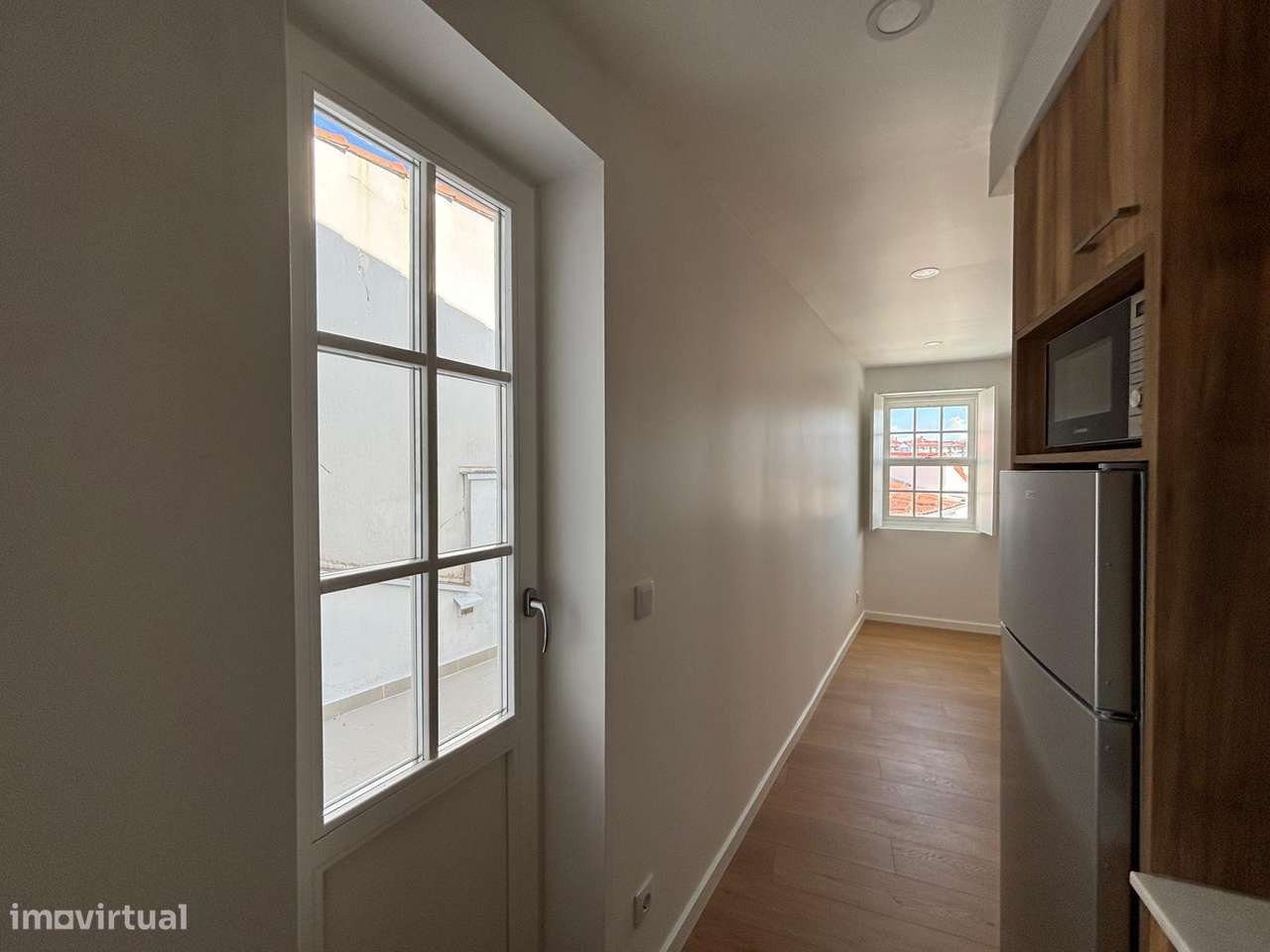 venda de magnifico prédio na Rua da Matemática (4 T0´s e 5 T1's)-43