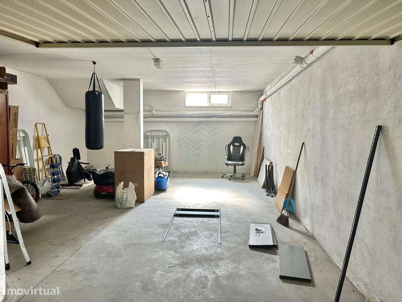 Apartamento T3 com Garagem e Arrecadação em Torres Novas-17