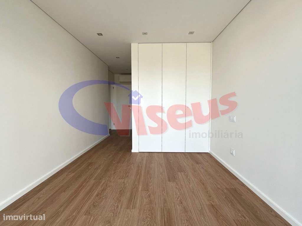 T4 Penthouse com Terraço Canidelo-21