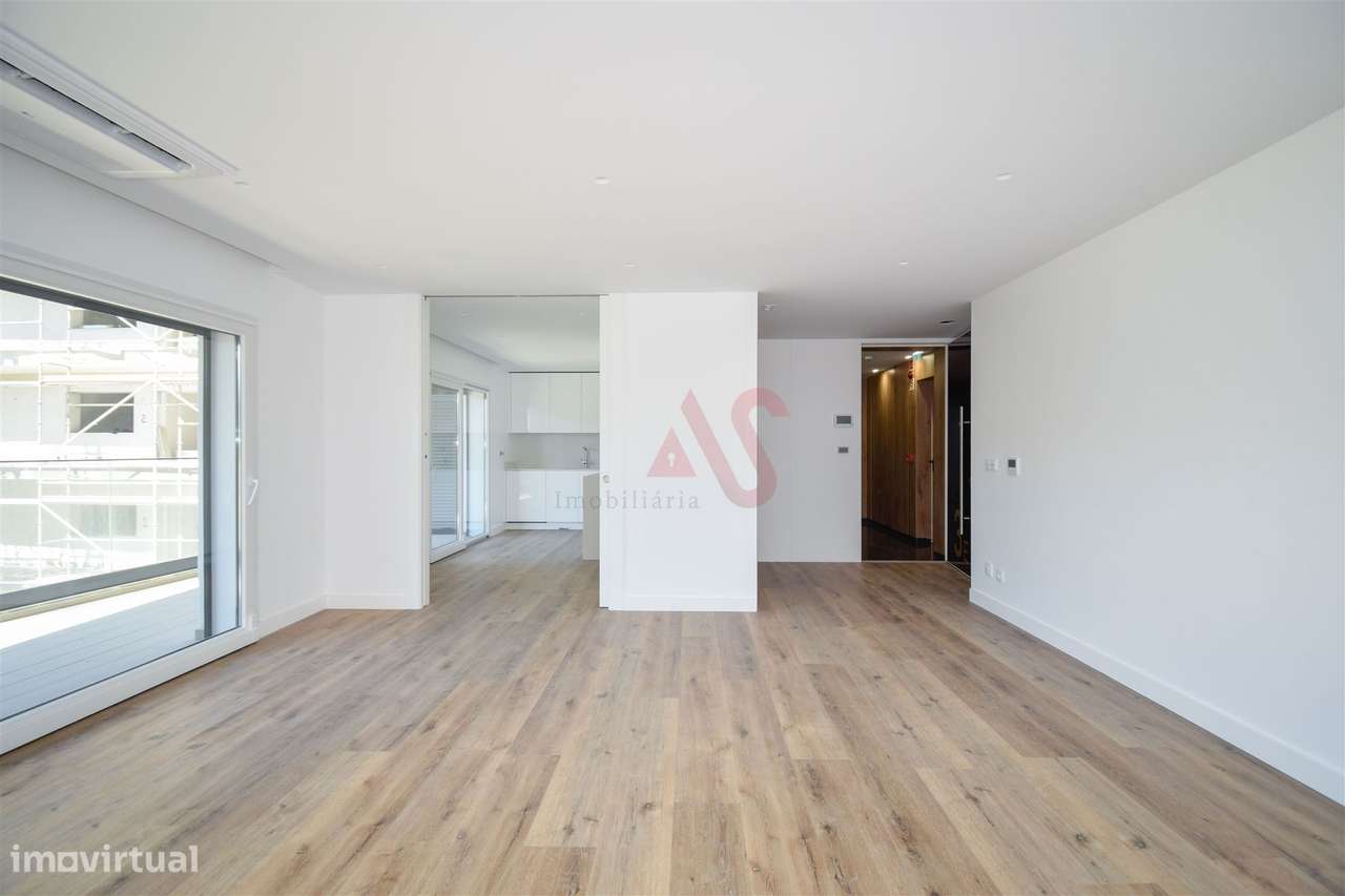 Apartamento T3 NOVO com 2 Varandas espaçosas , 1 Lugar de Garagem, 3 Q - Grande imagem: 4/28