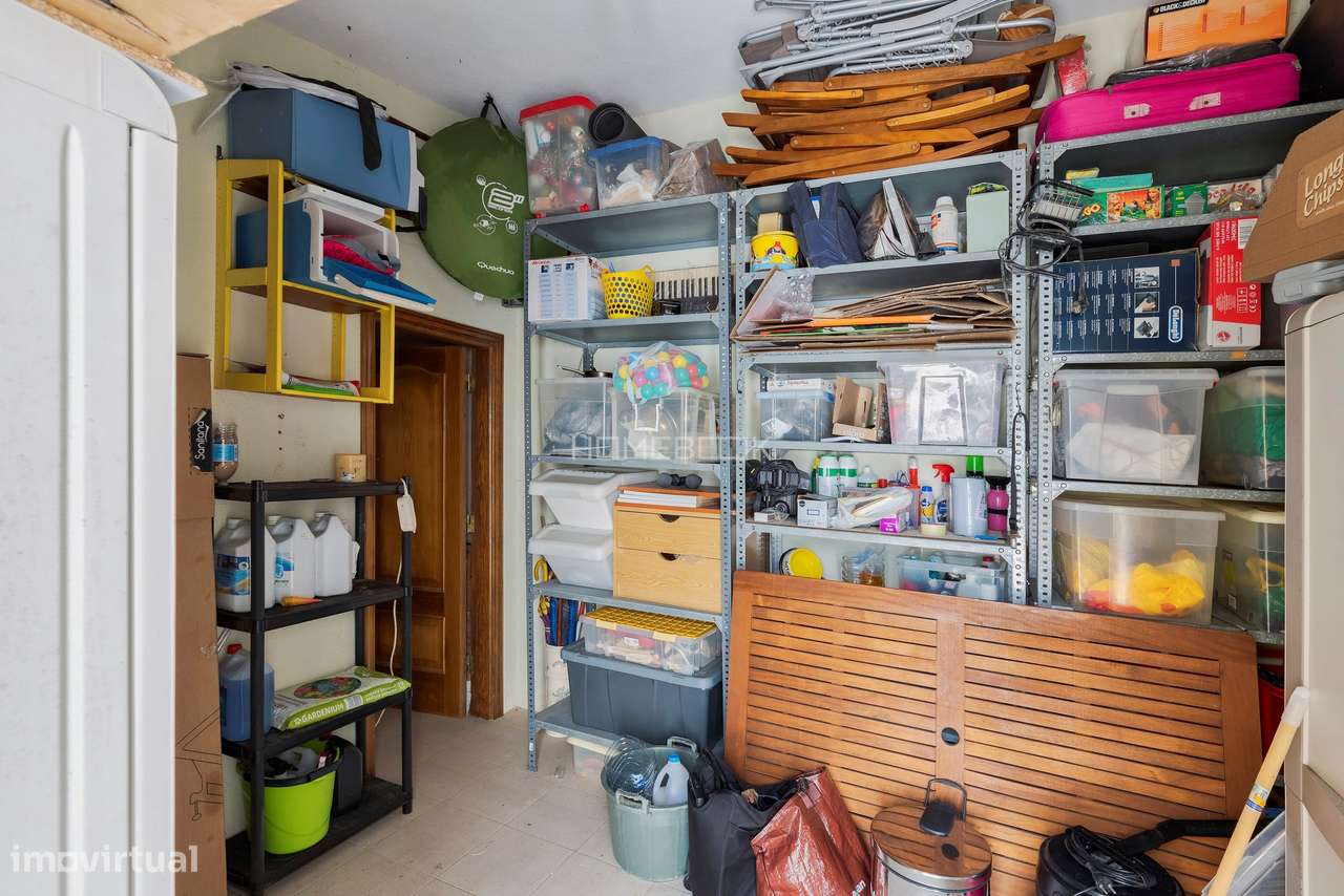 Moradia c/ 354 m² | Lote 1130 m² | Piscina e Jardim em Brejos do Assa-39