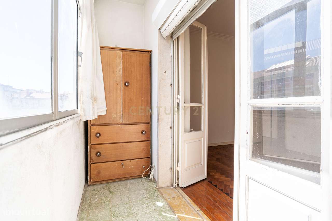 Apartamento T2 em Mina de Água, Amadora - Grande imagem: 4/26