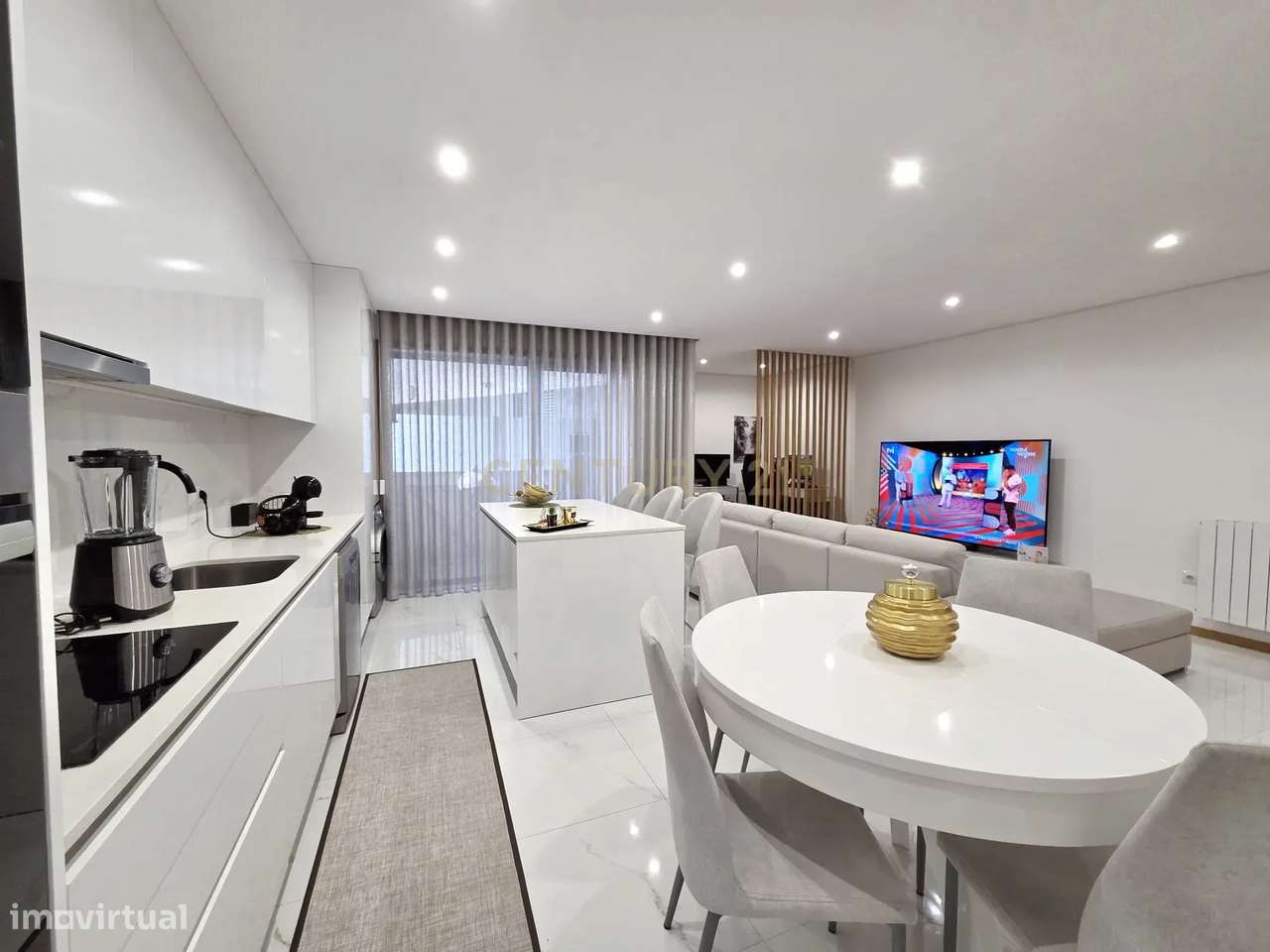 Apartamento T3 de Luxo em Condomínio Fechado com Piscina - Grande imagem: 4/18