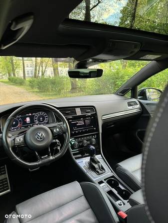 Volkswagen Golf R 4Motion (BlueMotion Technology) DSG - 14