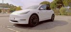 Tesla Model Y Performance Dual Motor AWD - 2