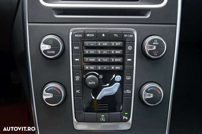 Volvo V60 D2 Geartronic Kinetic - 16