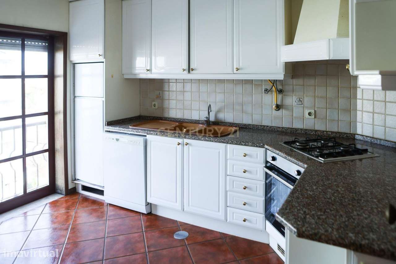 Apartamento T3 em Mira com garagem fechada-12