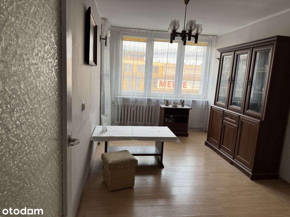 2 pok. Dworcowa 1 piętro, do remontu - Pełny obrazek: 3/8