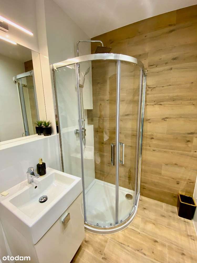 Nowowczesny dwupokojowy apartament w Gdyni - Pełny obrazek: 5/6