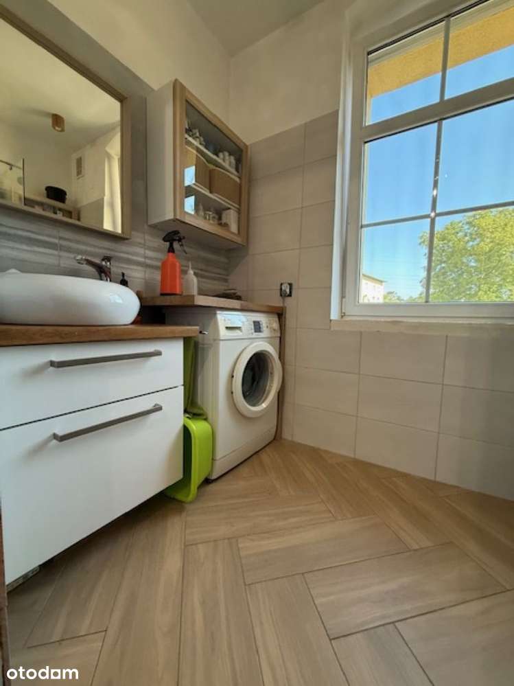 Przytulna kawalerka z oddzielną kuchnią, Sołacz-10