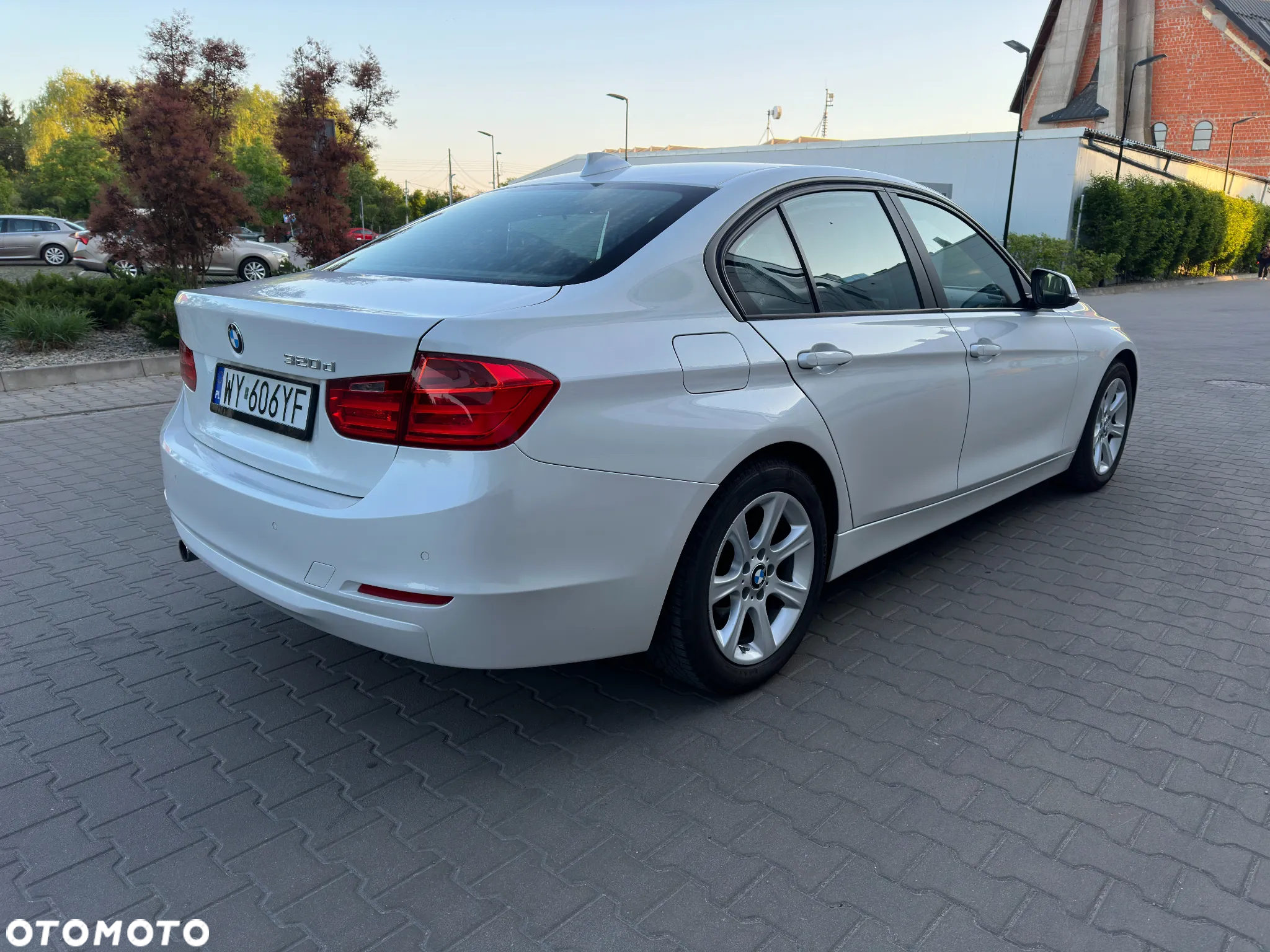 BMW Seria 3 320d - 9