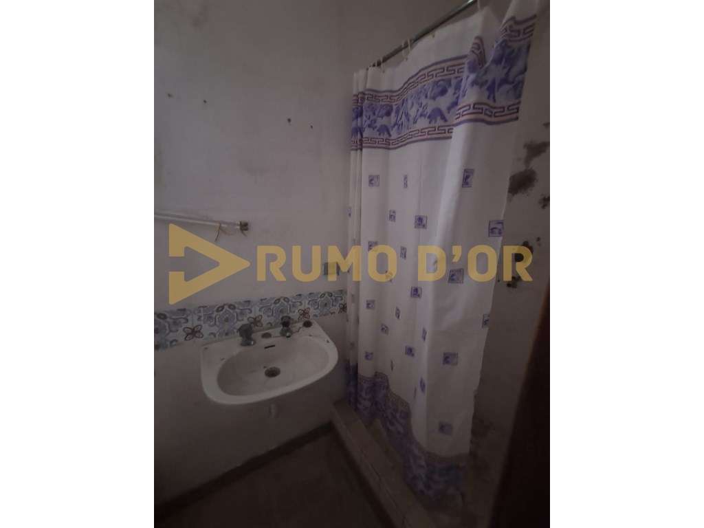 T2 com logradouro para remodelar- Zona GNR-10