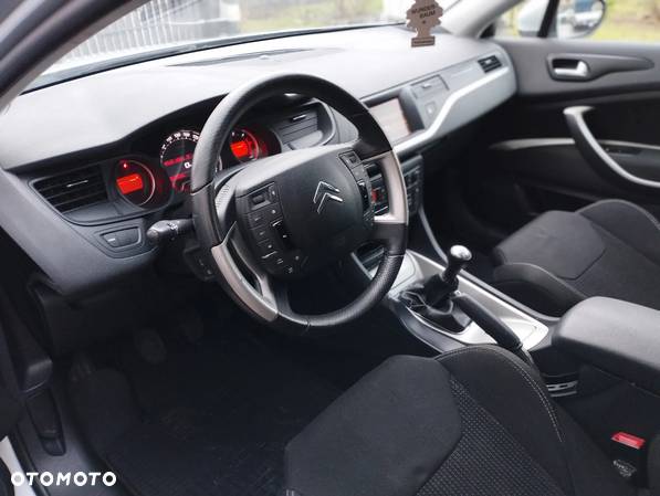 Citroën C5 Tourer HDi 110 FAP Tendance - 23