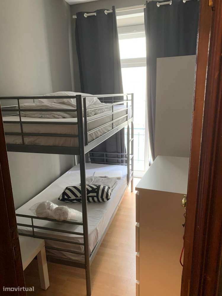 Quarto - localizado em Mouraria Lisbon - Grande imagem: 2/6