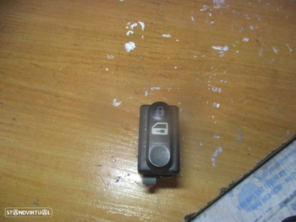 Interruptor 28082 21000A NISSAN QASHQAI 2008 BOLQUEIO CENTRAL - 1