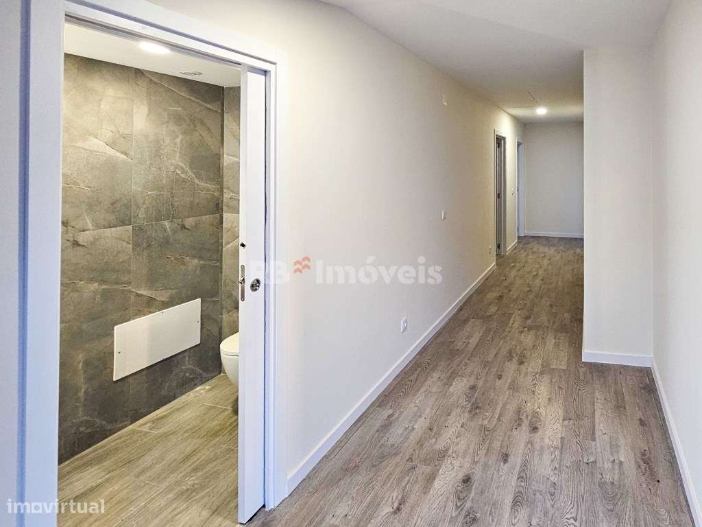 Apartamento T4 novo, situado em Fátima - Grande imagem: 4/31