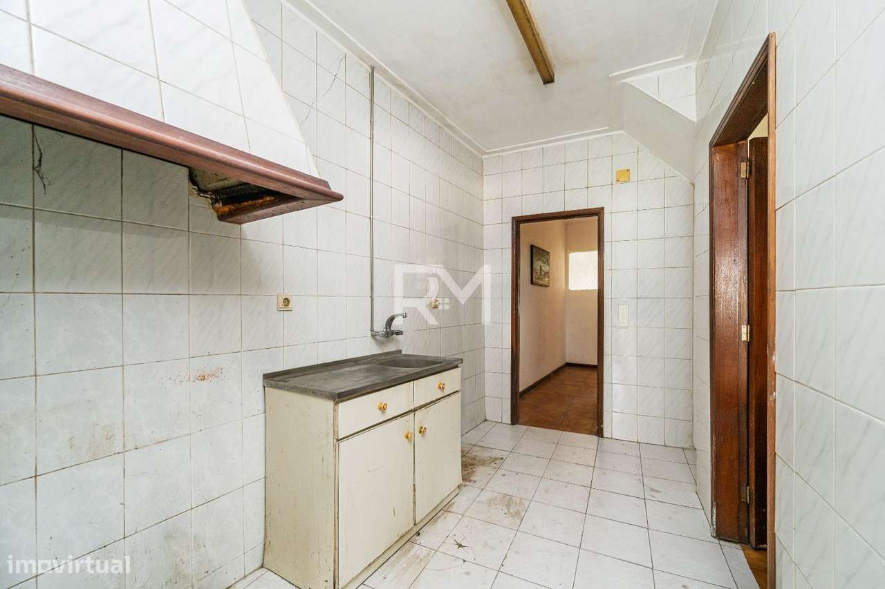 MORADIA PARA REABILITAR | CORUJEIRA, CAMPANHÃ-10