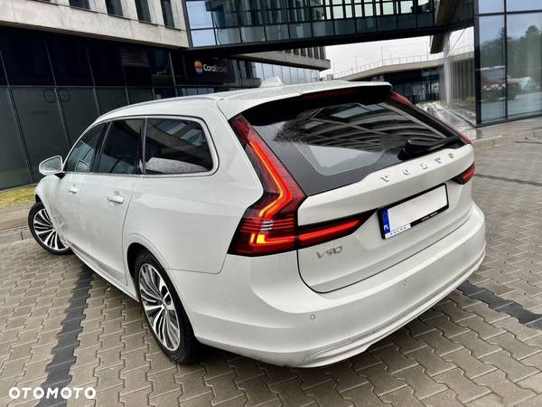 Volvo V90 D4 AWD Momentum Pro - 3