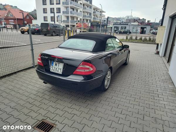 Mercedes-Benz CLK - 5